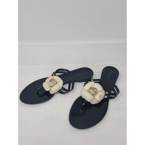 Chanel Black Jelly Camellia Interlocking CC Thong Sandals 40 EU - Picture 3 of 10
